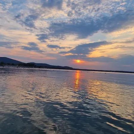 아파트 Eve Santa Marina Sea View - Sea, Pools, Relax