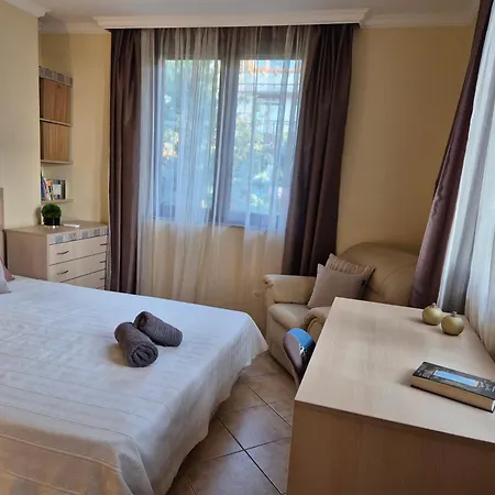 아파트 Eve Santa Marina Sea View - Sea, Pools, Relax