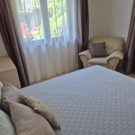 شقة Eve Santa Marina Sea View - Sea, Pools, Relax *