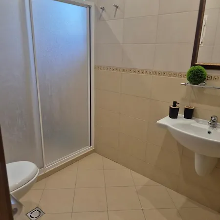 شقة Eve Santa Marina Sea View - Sea, Pools, Relax